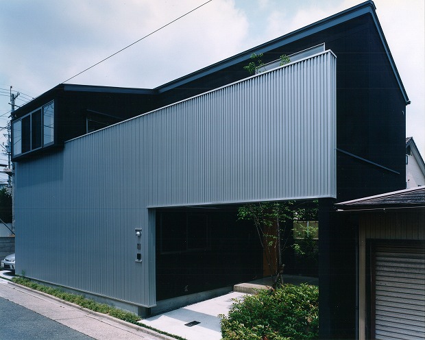 �X���̒ʂ��