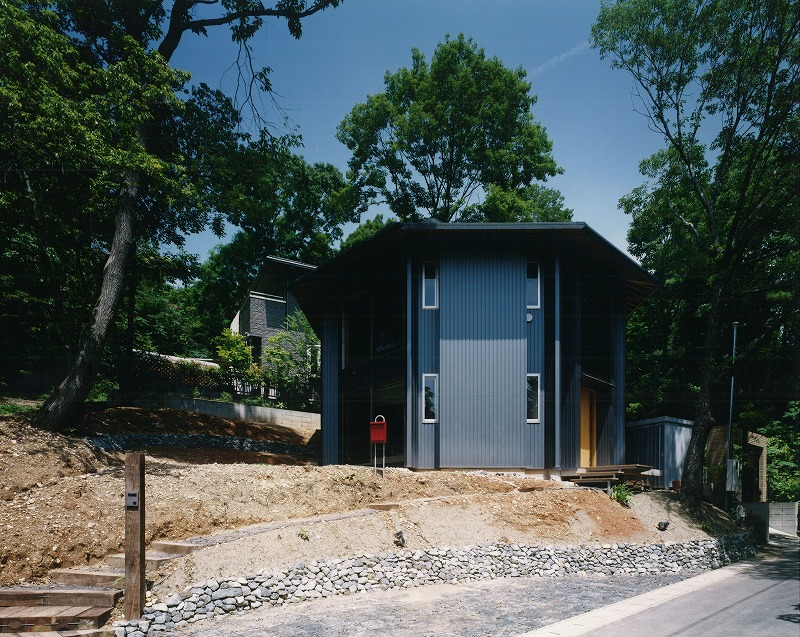 �X�̒��̔��p�`